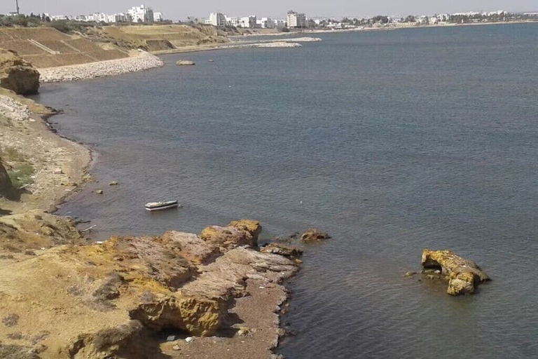Beach 4, Cozy Apartment facing the sea, Monastir