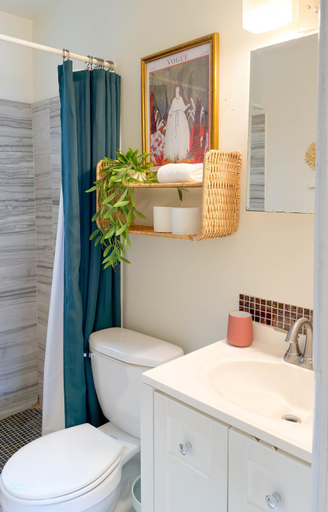 Bathroom 2, Cozy Garden Bungalow - Pets/Parking/Beach, Broward