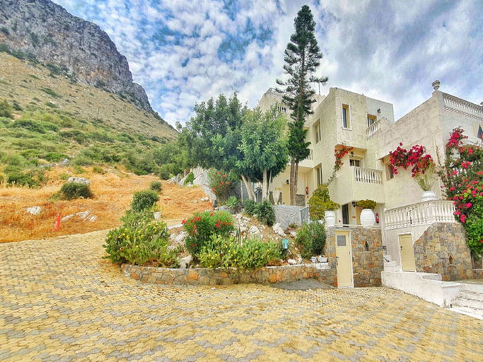 Others 2, Room-sunny Hideaway in Chersonisos, Crete