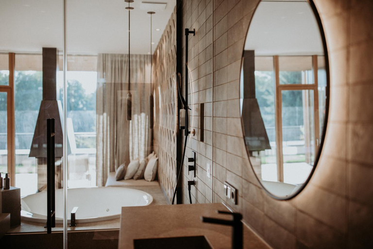 Bathroom 4, Genussdorf Gmachl - Hotel & Spa, Salzburg