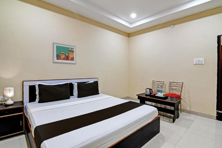 Room 4, Archie Oasis, Khordha