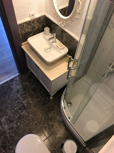 Bathroom 2, Noonbir Alaçatı, Çeşme