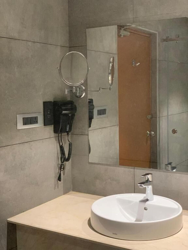 Bathroom 4, Daya by Renai, Ernakulam