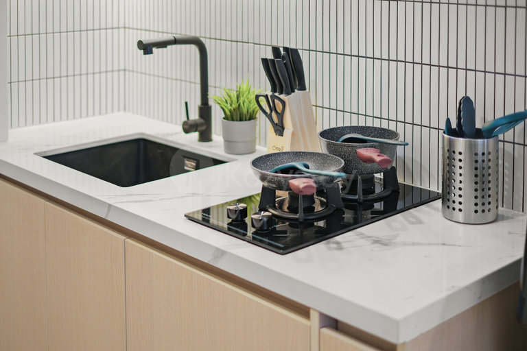 Private kitchen 5, Kajo by Kozystay - Bekasi CBD, Bekasi