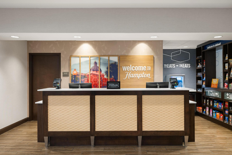 Public Area 2, Hampton Inn & Suites Deland, Volusia