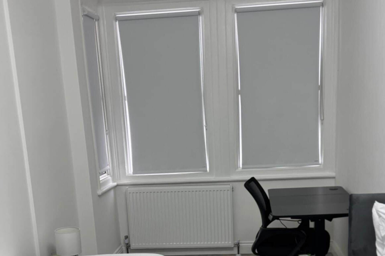 Interior 5, Modern 2-bed Apartment Sleeps 5 Fast Links Central, London