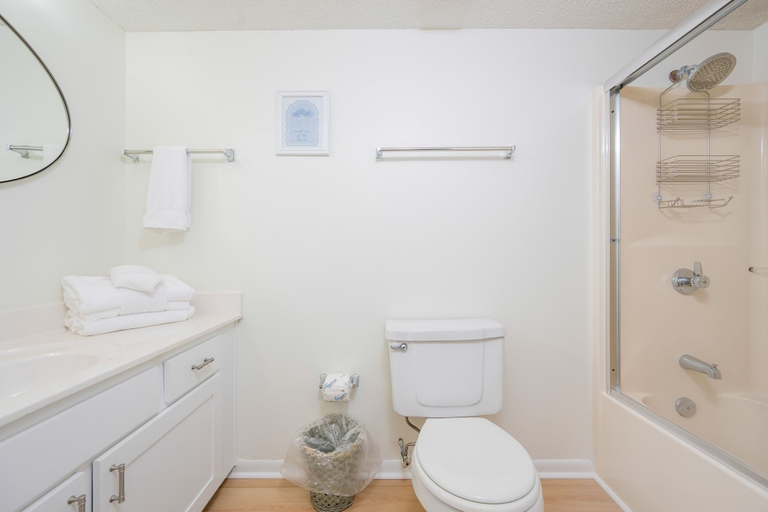 Bathroom 3, Phoenix V 306 2 Bedroom Condo, Baldwin