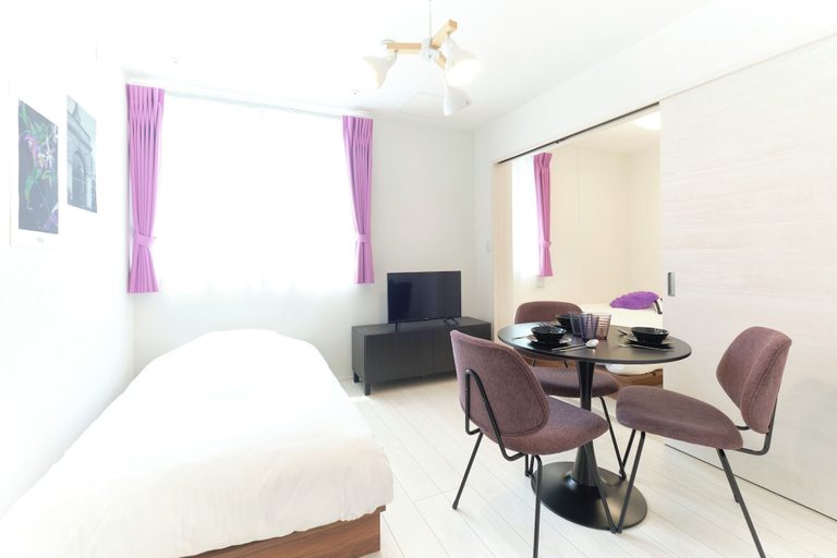 Room 4, Sugamo Green Heights by Tranova 2, Toshima