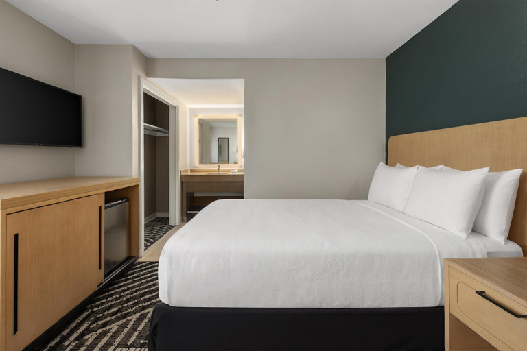 Bedroom 3, HYATT House Morristown, Morris