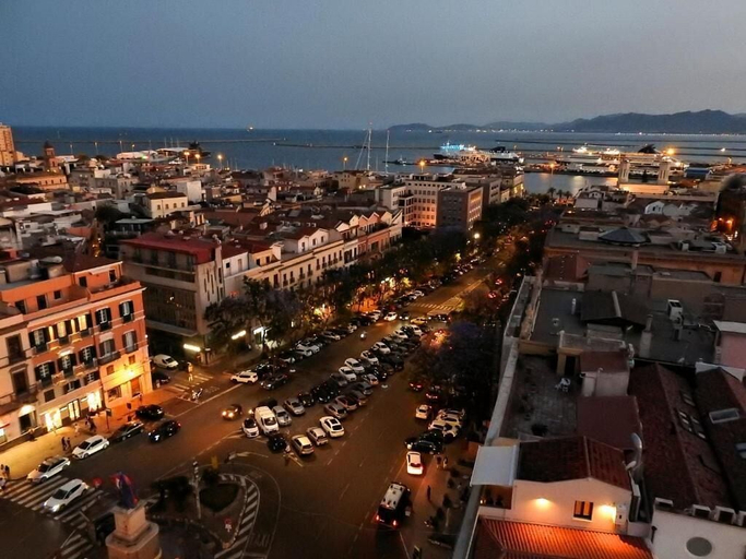 Others 5, Centro Panoramic, Cagliari