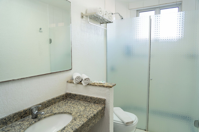 Bathroom 4, Aguas do Iguacu Hotel, Foz do Iguaçu