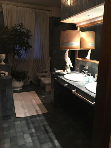Bathroom 4, B&B Luisa, Bergamo