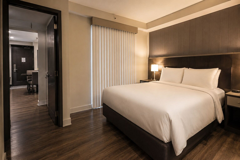 Room 3, Solara Point Hotel, Toronto