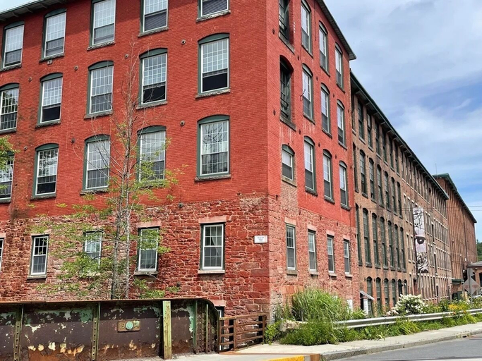 Exterior 2, Historic Beaver Mill Inn, Berkshire