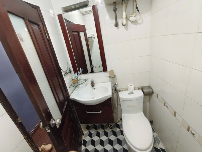 Bathroom 2, Charming Homestay, Hoàn Kiếm