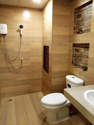 Bathroom 3, The Vintage Residence, Si Racha