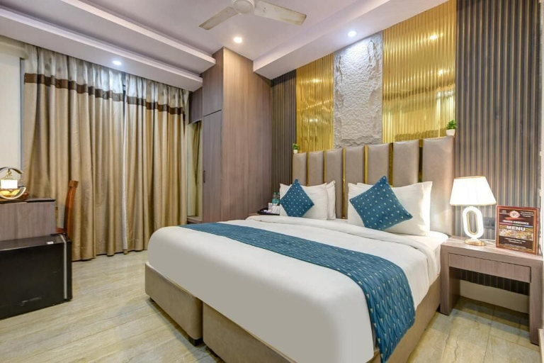 Others 3, Hotel Ambience, Delhi
