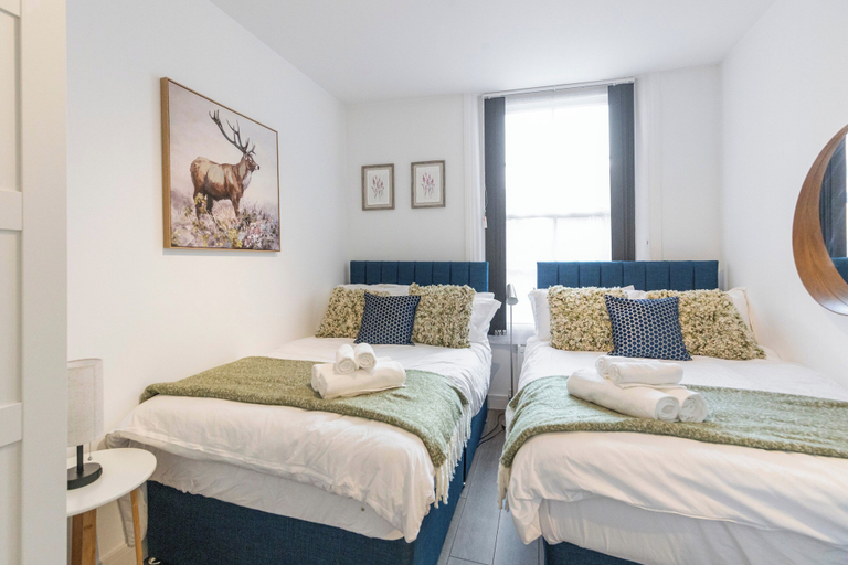 Room 5, Charming London Apartment in Central London, London