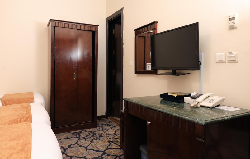 Bedroom 2, Mohamadia Al Zahra Hotel, Al Madinah Al Munawwarah