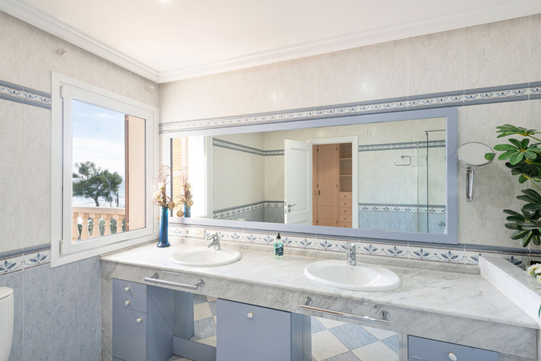 Bathroom 2, Villa Casa Faro in Mallorca, Baleares