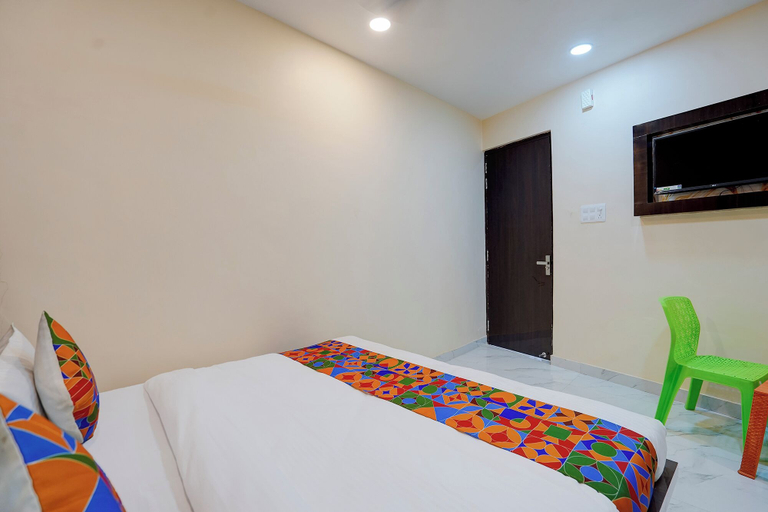 Room 2, Fabhotel Crystal Zee, Kanpur Nagar