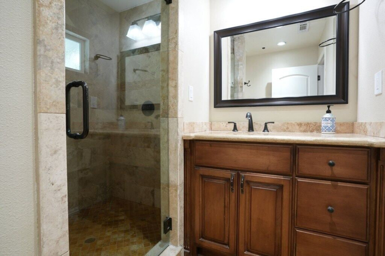 Bathroom 3, Comfy Pool Home,1/4 Mile Walk To Disneyland, Orange