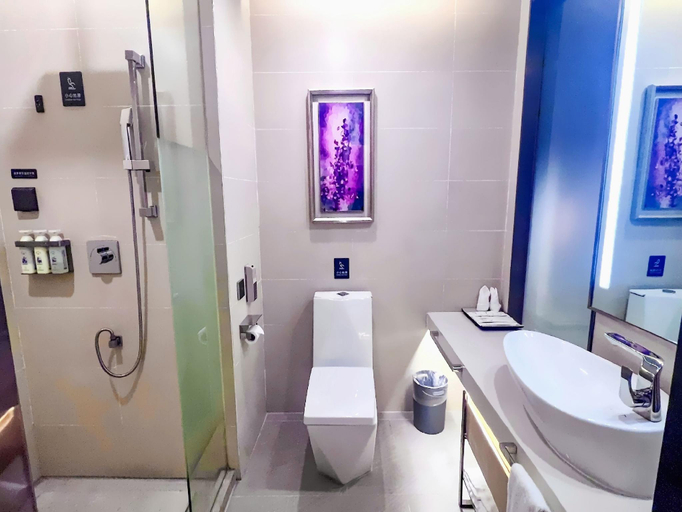 Bathroom 3, Lavande Hotel Huizhou Shiwan, Huizhou