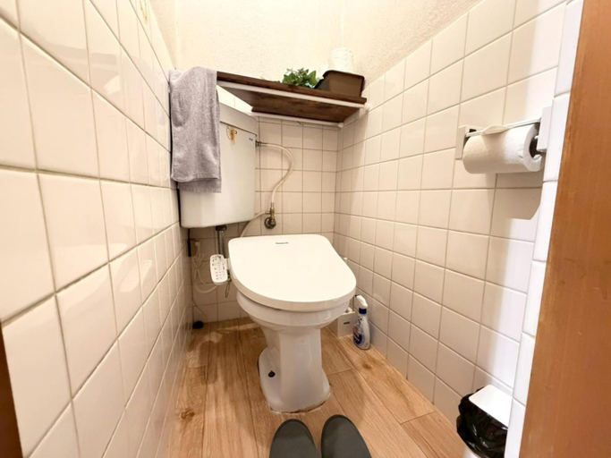Bathroom 3, ura 群青の間, Okayama