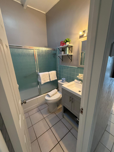 Bathroom, Sea Crest, Sarasota