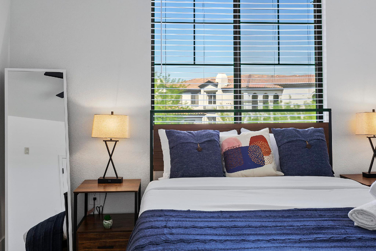 Bedroom 4, CozySuites Glendale by the stadium with pool 01, Maricopa