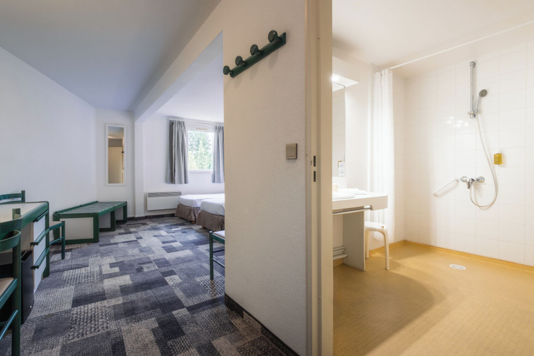 Bedroom 2, Hotel Paradis, Hautes-Pyrénées