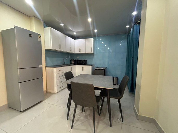 Private kitchen 4, Moima Plaza Guesthouse, Greater Monrovia