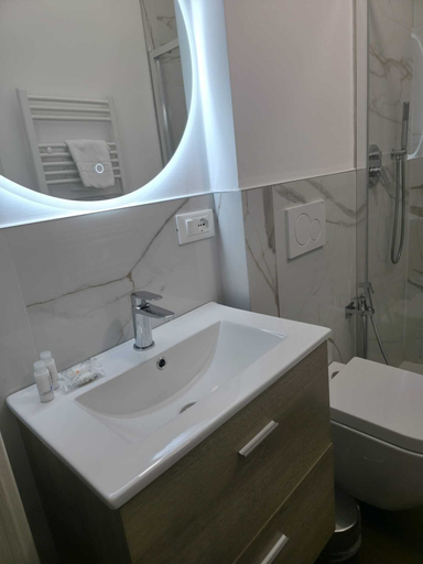 Bathroom 5, Aura Suites Florence, Florence