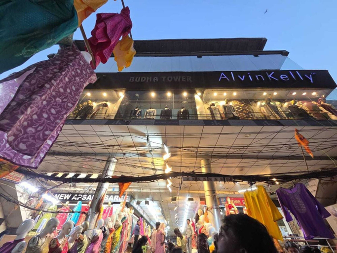 Primary image, Super Collection O Sector 18 Metro Station, Gautam Buddha Nagar