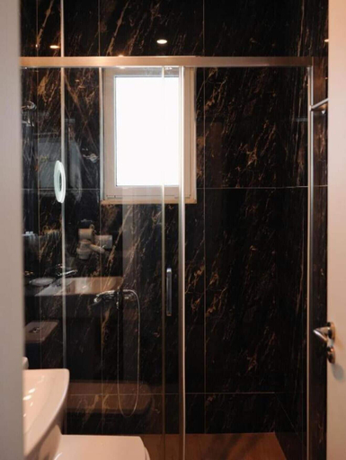 Bathroom 5, Hotel Keli Ksamil, Sarandës