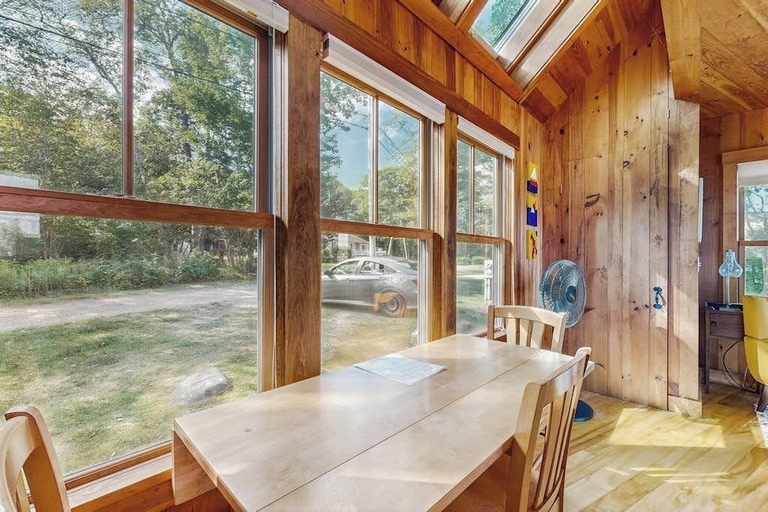 Interior 3, 2 Waterfront Cottages in Ocean Point With Dock & Large Yard, Dog Friendly, Lincoln