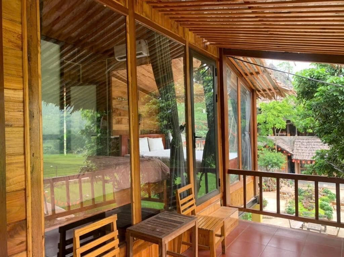 Terrace/patio 2, Mountain Delight Mai Chau Homestay, Mai Châu