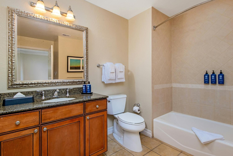 Bathroom 5, WorldMark Reunion, Osceola
