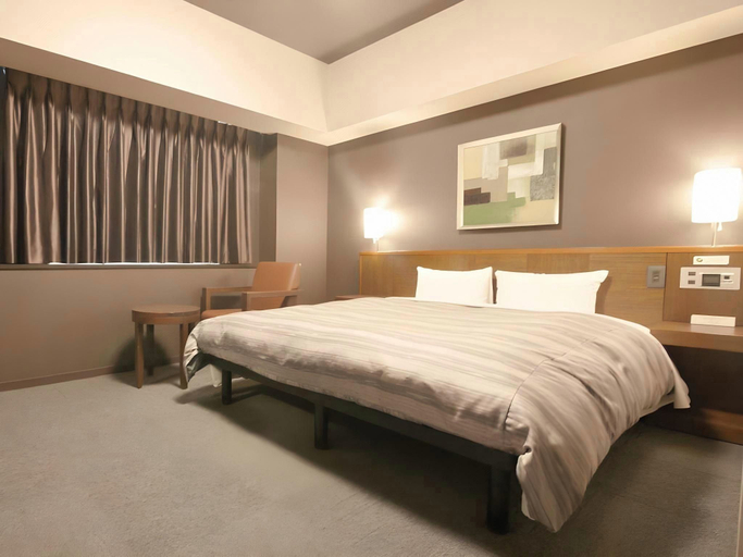 Bedroom 5, Hotel Route-Inn Hikone, Hikone