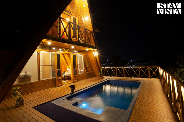 Sport & Beauty 2, StayVista at The Goldilocks with Pvt Pool & Gym, Bangalore