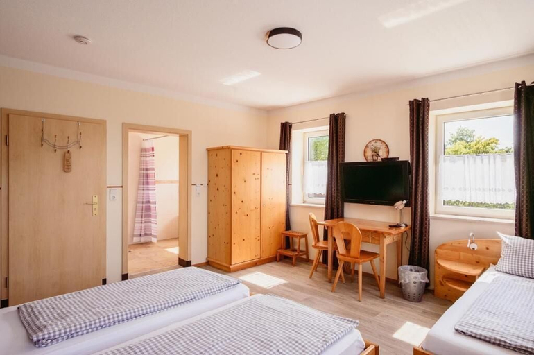 Bedroom 4, Zum Spitzbuam, Freising