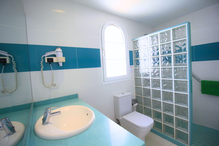 Bathroom 5, CORONA MAR APARTMENTS - SELECT ADULTS (+16), Las Palmas