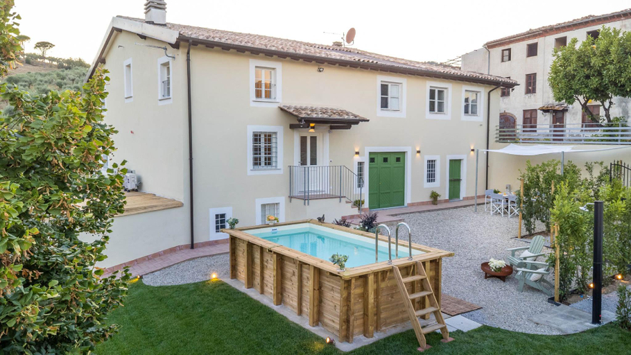 2, Villa Podere Falcione, Lucca