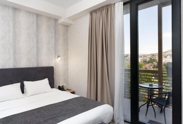 Bedroom 4, Hotel Flames, Tbilisi