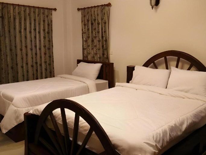 Bedroom 2, Tong Hotel, Muang Maha Sarakam