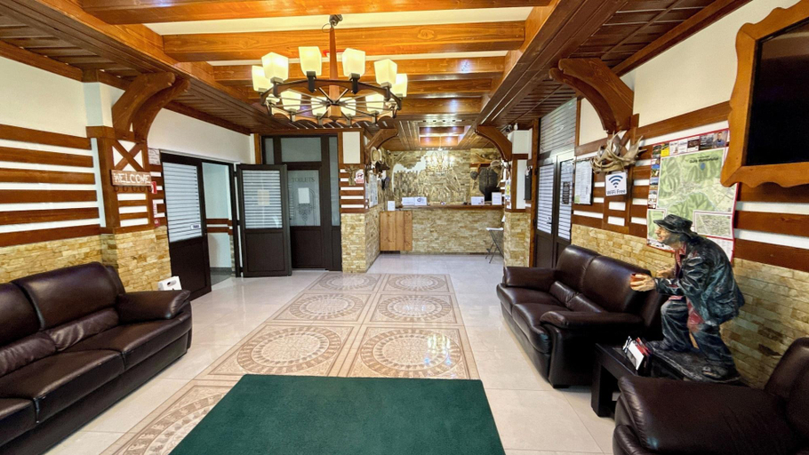 Public Area 2, Cabana Sura Getilor Arinis, Gura Humorului