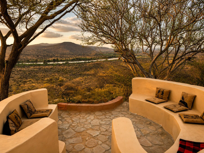 Terrace/patio 2, Nasuulu lodge, Isiolo North