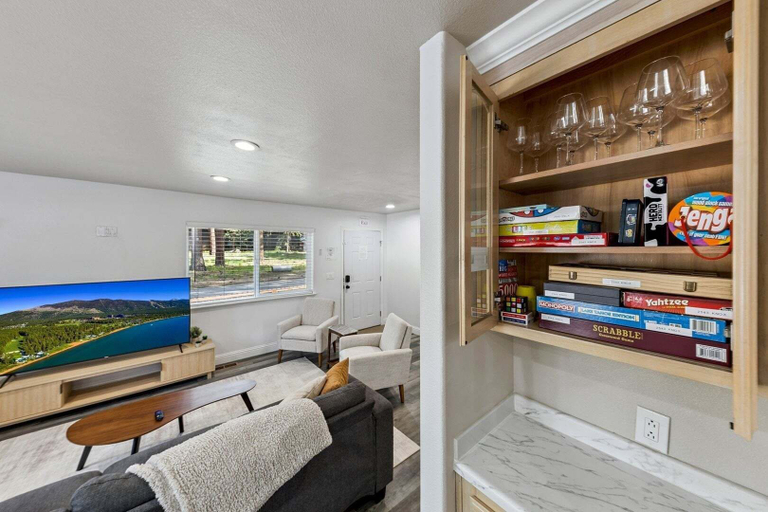 Living area 2, 2543 Knox Avenue 3 Bedroom Cabin, El Dorado