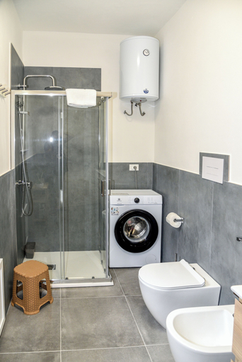 Bathroom 2, Villa Agapè, Palermo