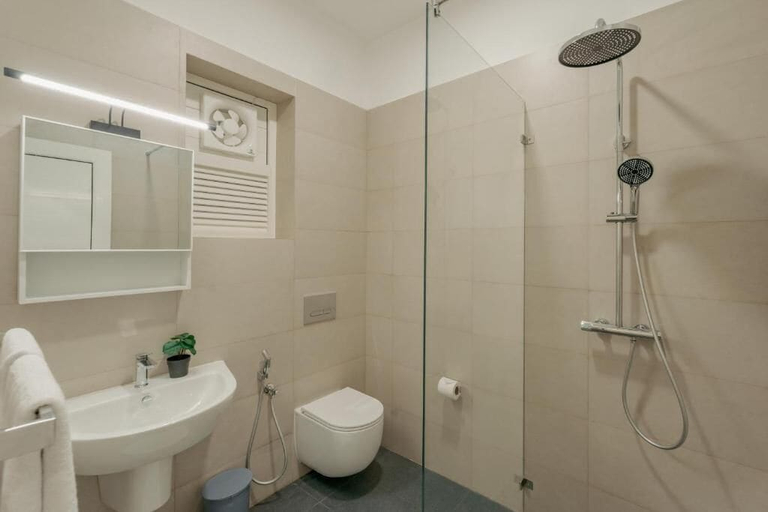 Bathroom 2, Mulberry Living, Negombo